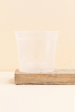 Pot de culture en plastique transparent de 15 cm de diamètre, vue de face